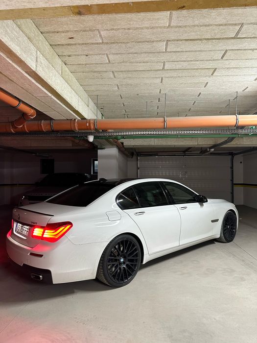 750 pachet M un model deosebit pentru pretentiosi!