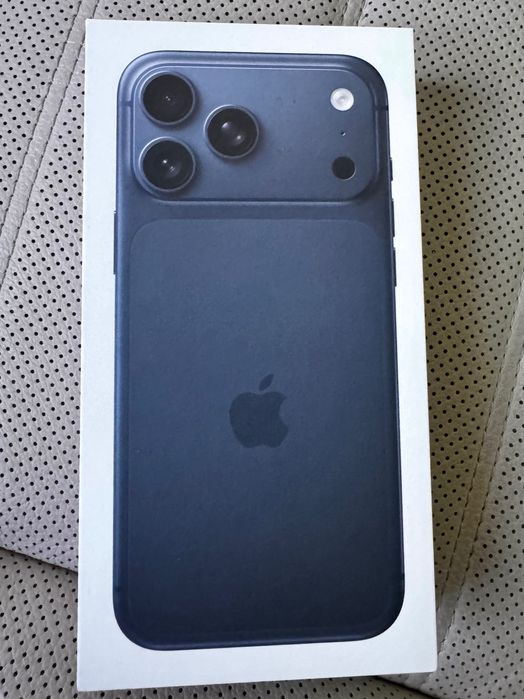 iPhone 17 Pro Max 256 GB Deep blue с 3 г. гаранция