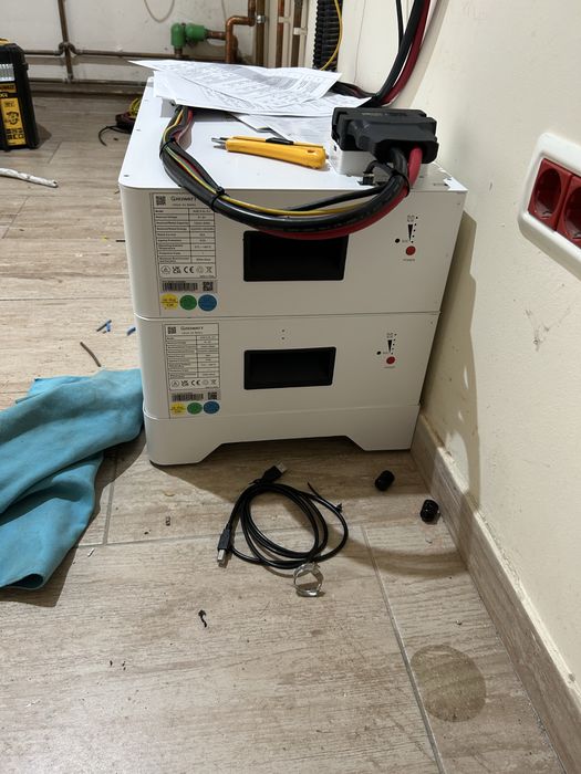 Instalare panouri fotovoltaice