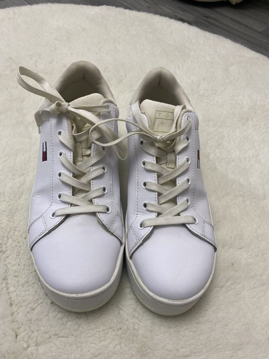 Adidasi Tommy Hilfiger