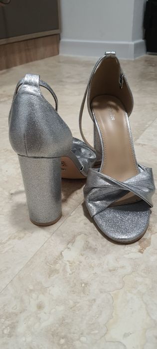 Sandale arginti DeeZee