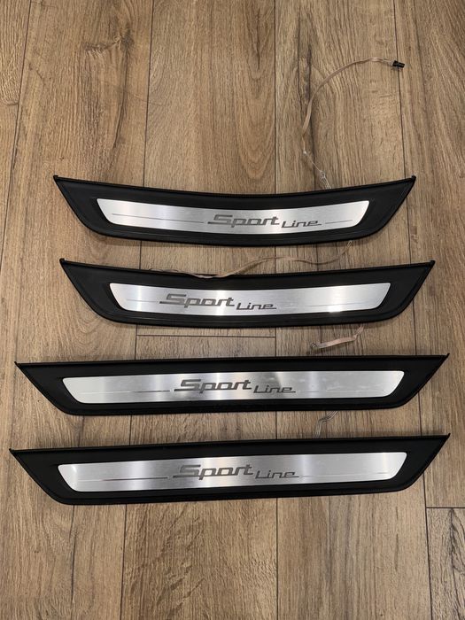 Оригинални прагове BMW SportLine с осветление за BMW 5 G30/G31