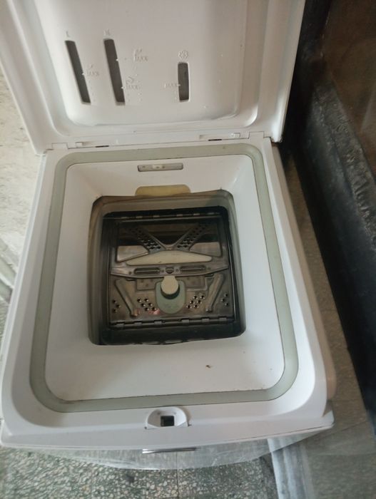 Пералня с горно зареждане Whirlpool