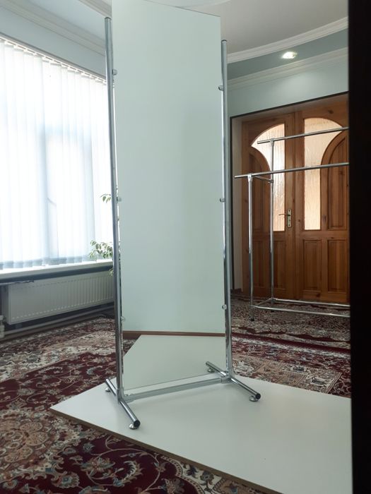 Зеркало для прихожей на стойках. Ойна. Тошойна. Тош ойна