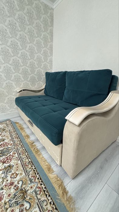 Продам диван в отличном состояние 220*180