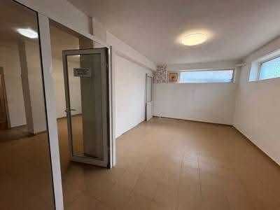 Дава се под наем Заведение в Стара Загора, Център - 114 кв.м за 600 € - Снимка #5