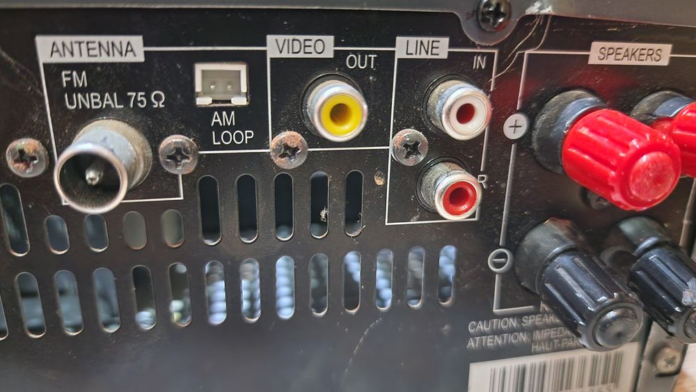 De vanzare Pioneer X-HM20 cu boxe.