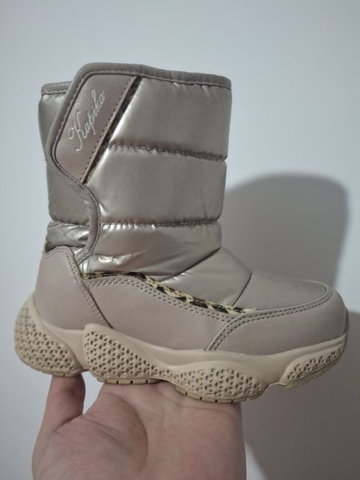 Детские сапожки.