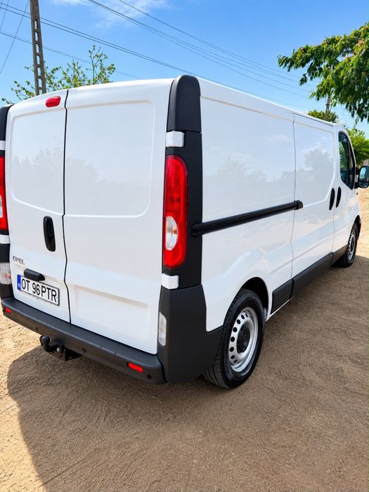 Opel Vivaro Renault Traffic 2.0