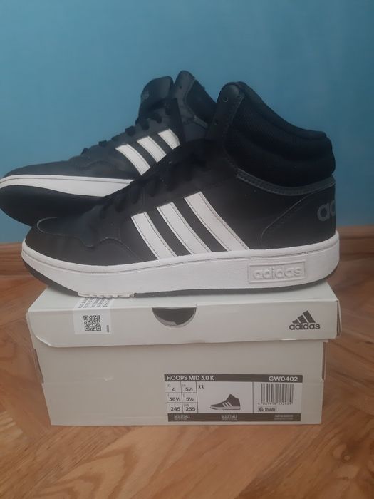 Кецове Адидас за момчета  .