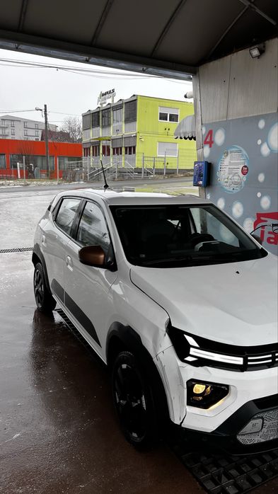 Dacia Spring Electric 2025 – 3.800 km – TVA deductibil – Preț FIX