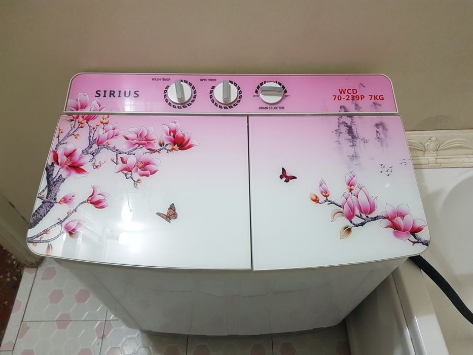 Продам стиральную машинку полу автомат