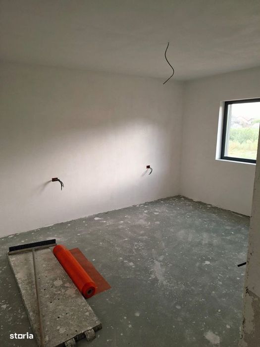 Casă / vilă la preț de apartament !