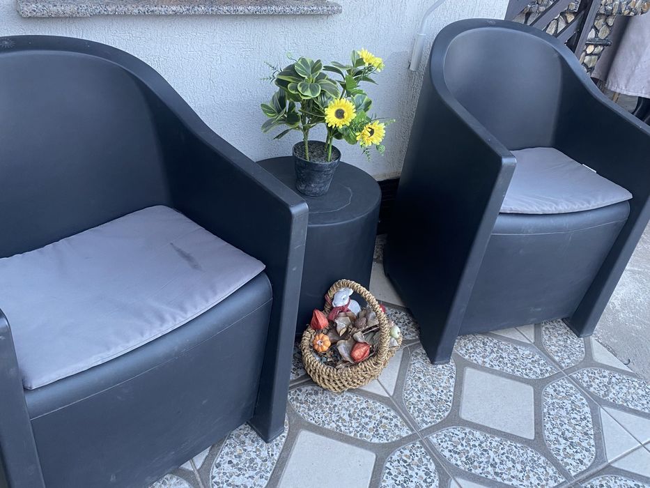 Set fotolii si masuta gradina!