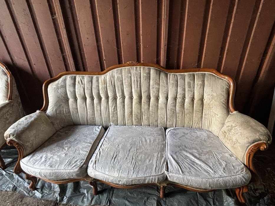 Антикварен диван + 3 кресла – масивно дърво