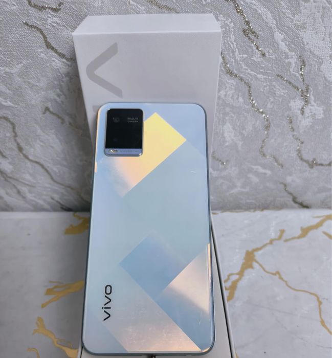 Продам телефон Виво