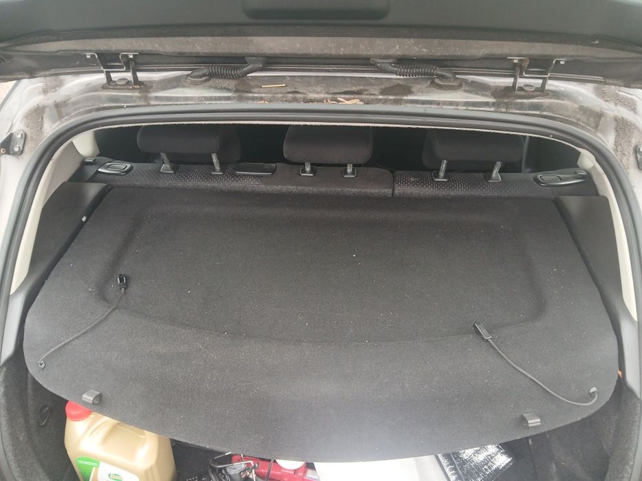 Polita Portbagaj Mazda3 BL din 2011