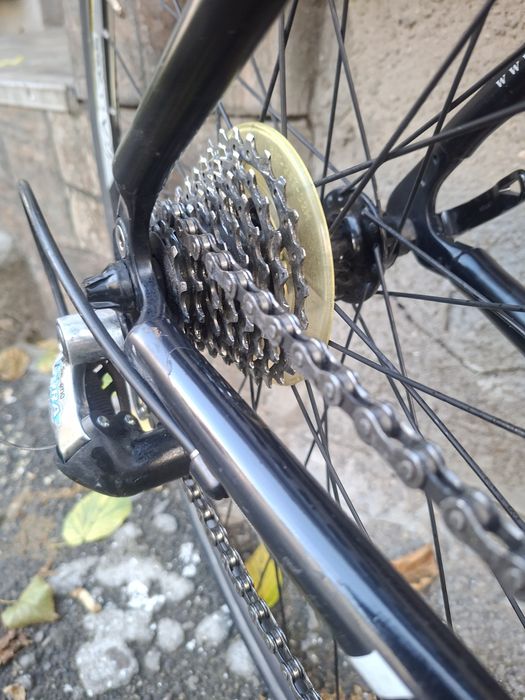 Vand/Schimb bicicleta cursiera cu furca carbon