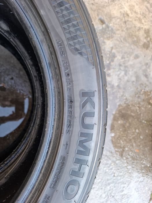 Anvelope Pirelli SCORPION VERDE 225/55 R19  si Kumho Crugen 225/55 R19