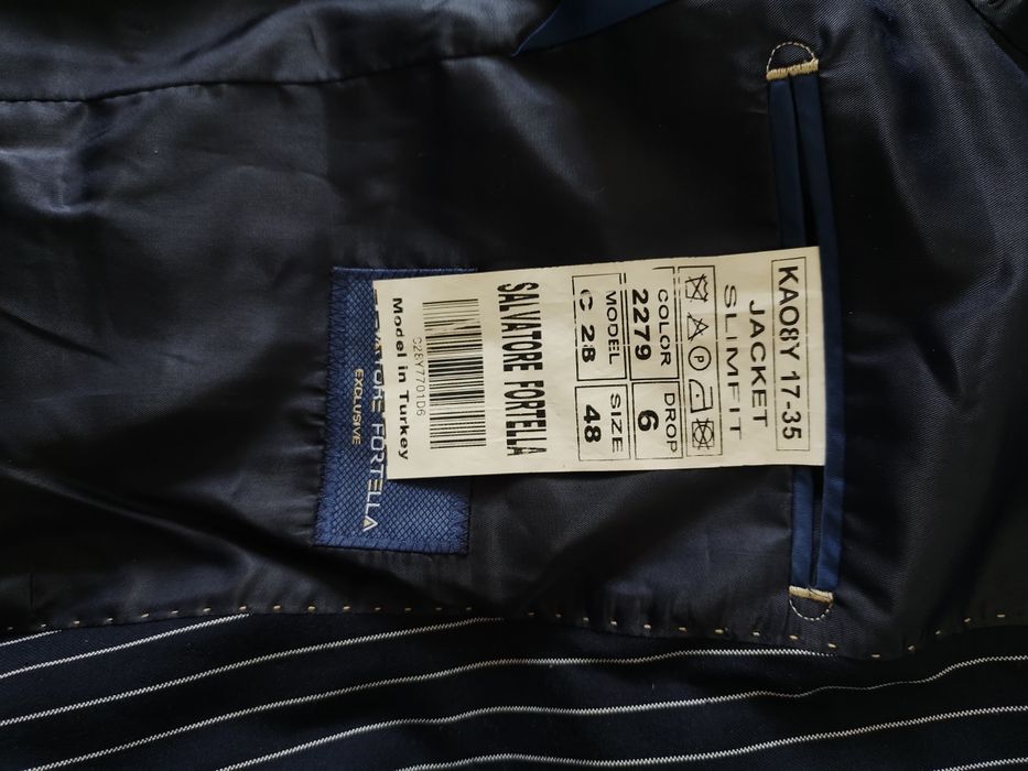 Мужской костюм тройка турецкий