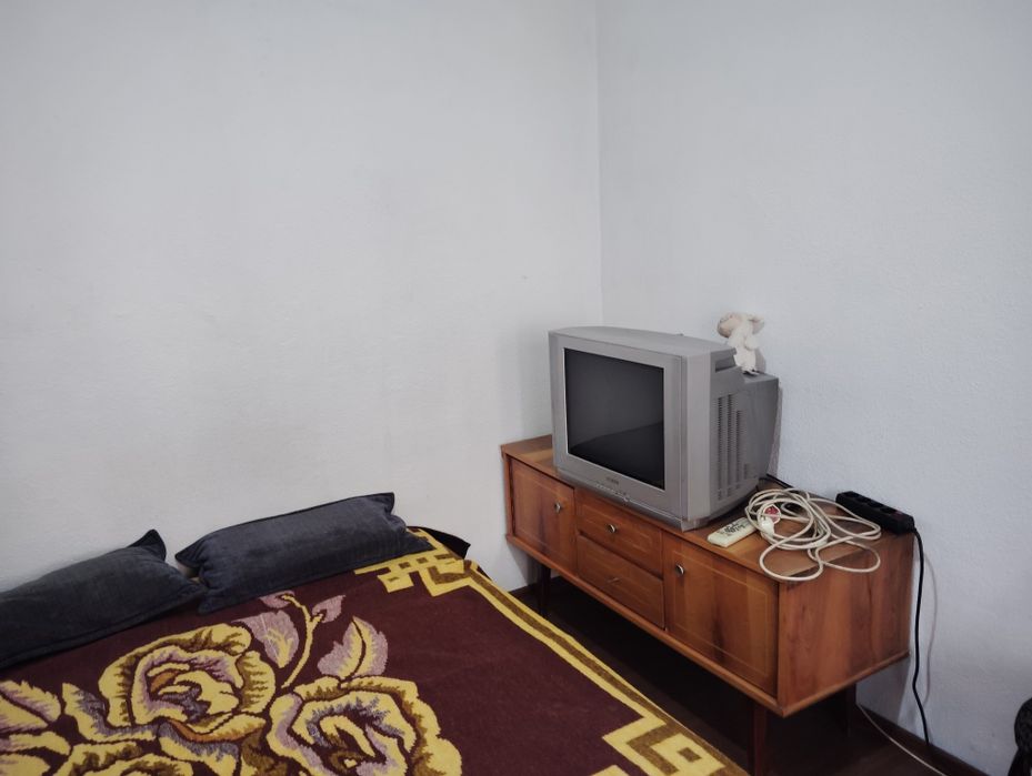 e închiriez apartament zona Nord utilat