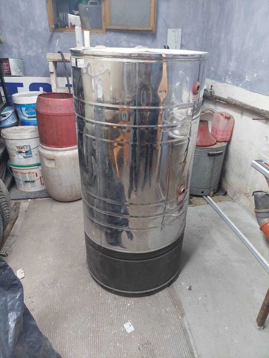 Бойлер за слънчеви батерии