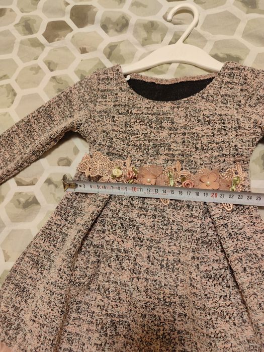 Детска рокля с дълъг ръкав 2г