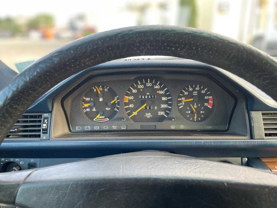 Mercedes 200 W124 2.0 Benzina 109 Cp An 1990 Dric Funerar Timisoara ...