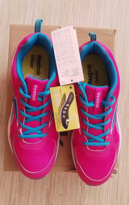 НОВИ Маратонки Reebok 39