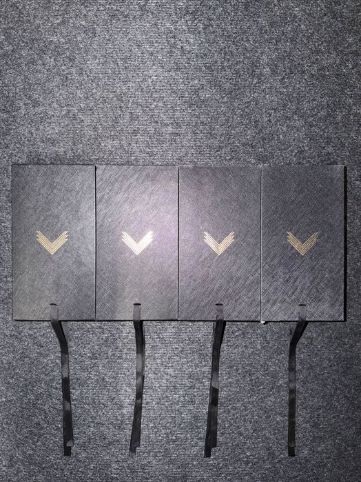 Huse Velante iPhone 16 Pro, 15 Pro, 13 Pro