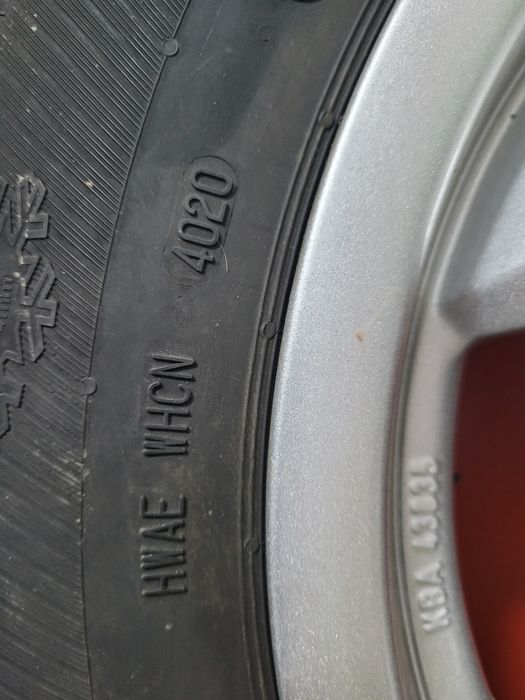 2 Anvelope Platin RP60 Iarna 195 65 15  și 4 jante  5x112r15 VAG