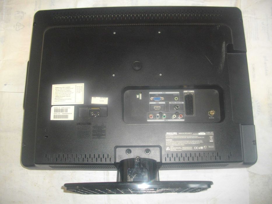 LCD 22" Телевизор Монитор PHILIPS 22PFL3403D/10 За ремонт за части цял