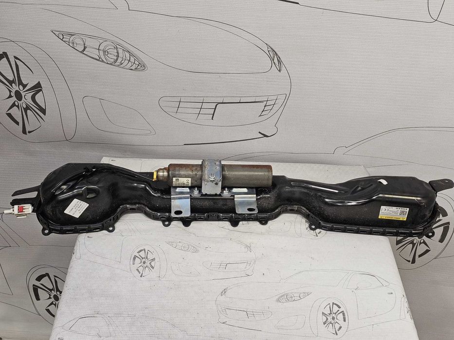 Airbag capotă pietoni Volvo V40 / V40 Cross Country 2015 2.0 D3 110kW Cod OEM: P31404289, 31404289 (5G3)