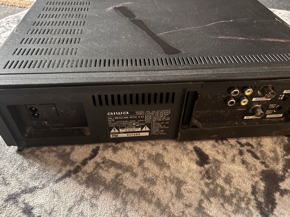 Aiwa видеокасетофон