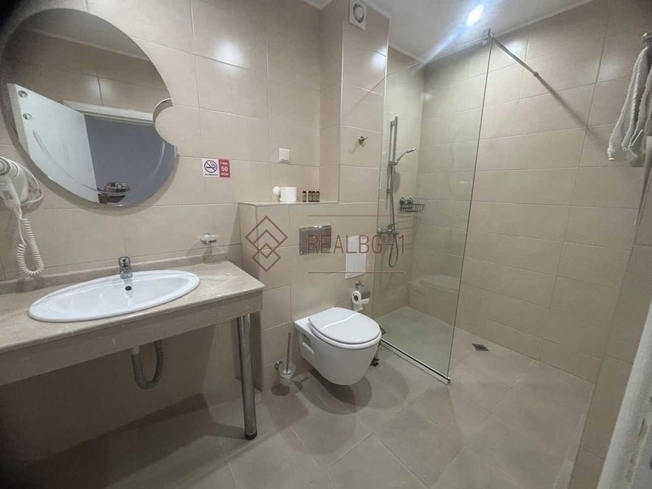 Просторен апартамент в луксозен комплекс до Двореца в Балчик