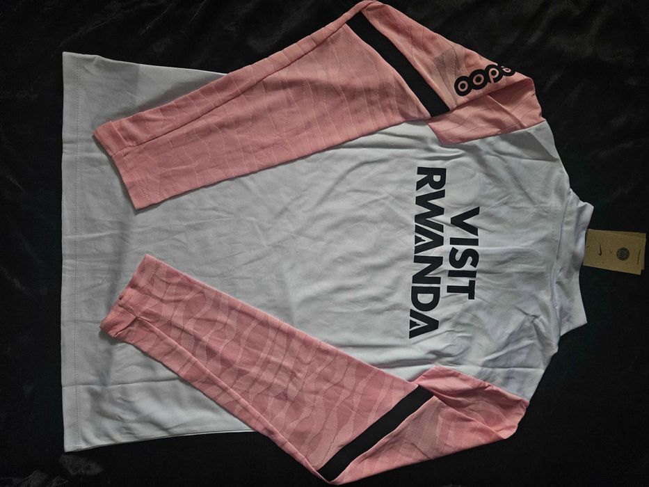 *OFERTA* Compleu PSG roz alb