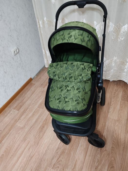 Продам коляску две недели только пользовались