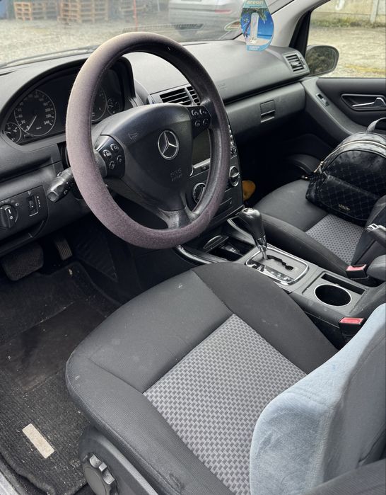 Vând Mercedes A180 CDI, an 2006,motor diesel, cutie automata,314945km