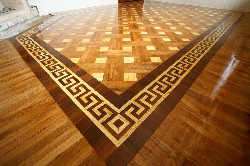 Паркет. Инженерная доска. Лестницы и все из дерево.