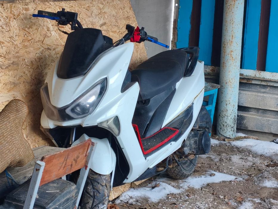 Продам мопед maxxi