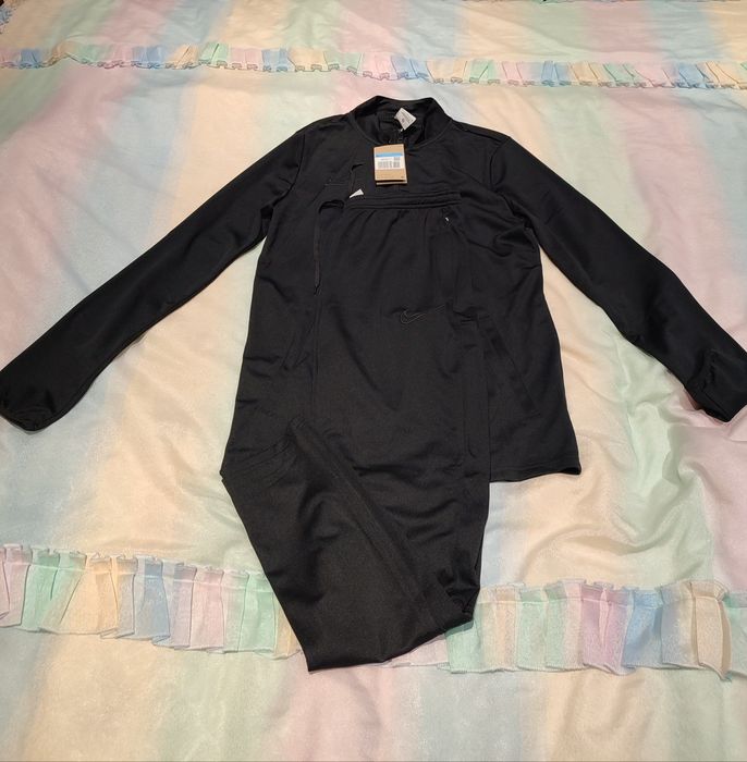 Мъжки комплект анцуг Nike, Размери  М и L, цвят - черен и син