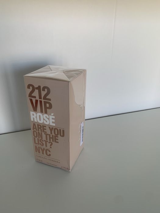 Carolina Herrera 212 VIP Rose EDP 80ml