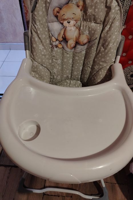 Столче за хранене