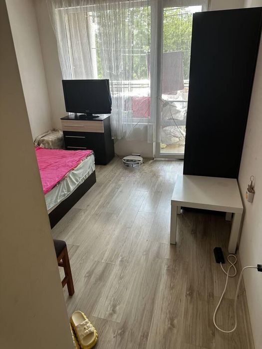 Дава се под наем Двустаен апартамент в Бургас, Славейков - 65 кв.м за 382.5 € - Снимка #3