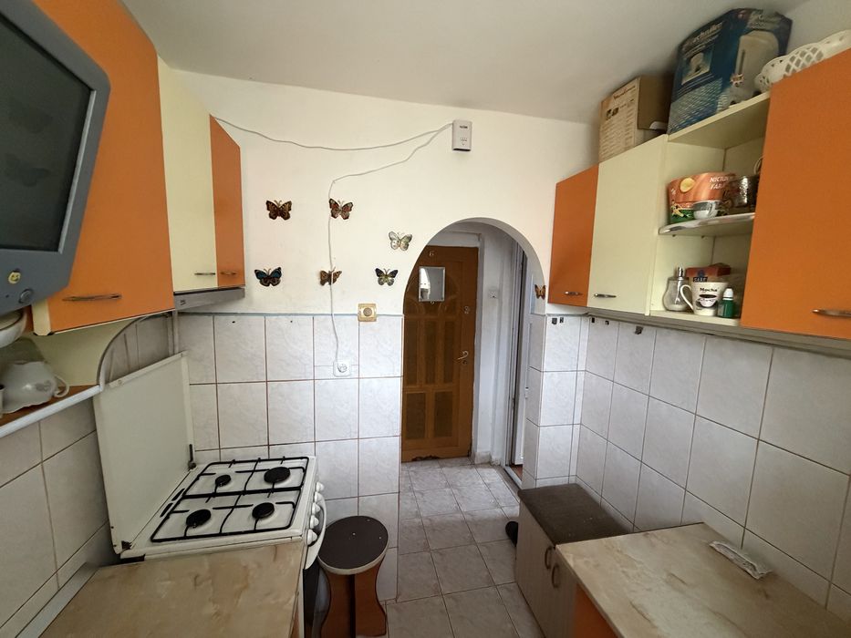 Închiriez apartament Bârlad