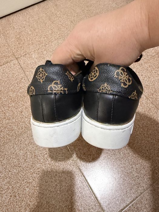 Дамски обувки guess