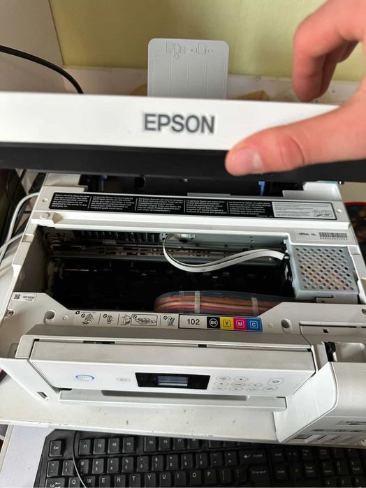 Принтер Epson ET-2756 мастило и хартия