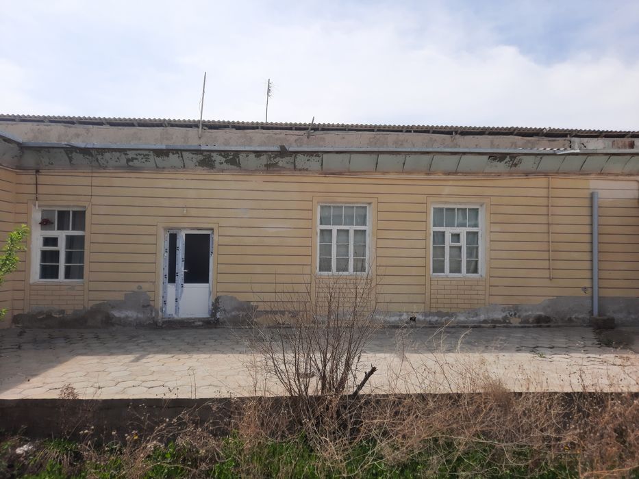 Шофиркон туманида участка сотилади