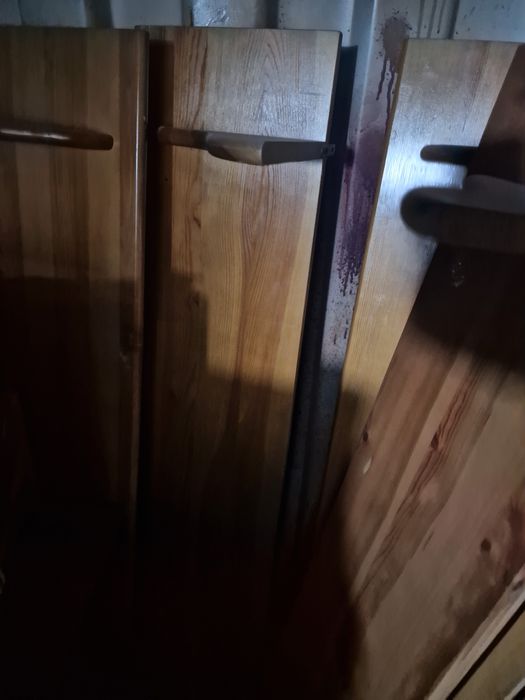 Вешалки из дерева