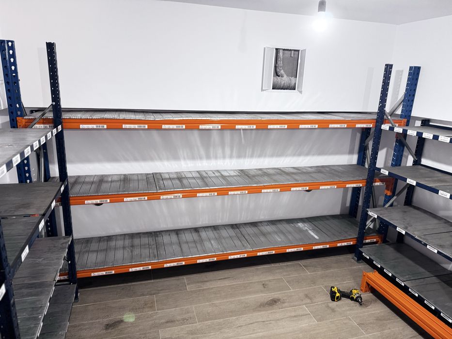 Rafturi metalice